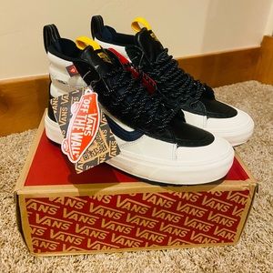 NWT Vans Sk8-Hi Mte-2